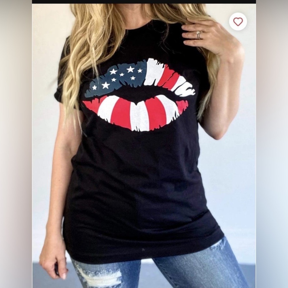 Lips tee - Picture 2 of 2